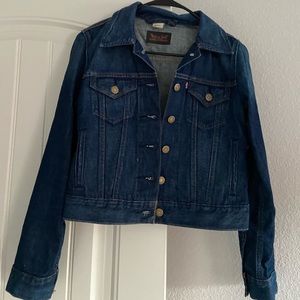 Levi’s jean jacket. XS/short
